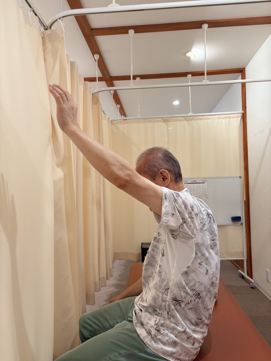 矢状面 姿勢変化 施術前 - K様 - てあつい整体院 柳井院